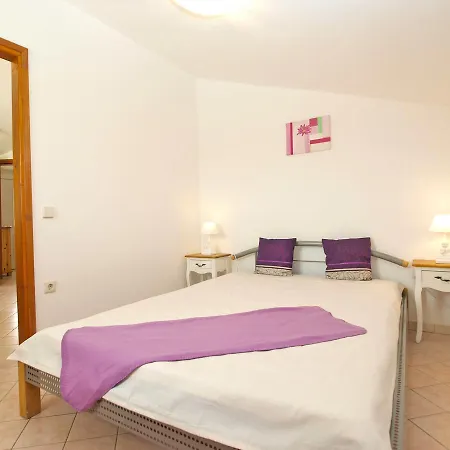 Tonka 1593 Apartment Pula